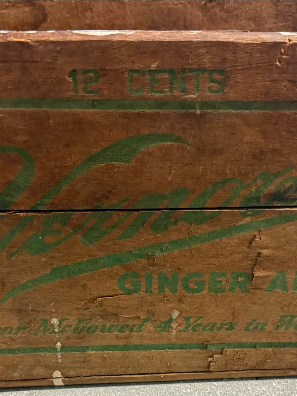 Vintage Vernor's Ginger Ale Wooden Advertising Crate 16" X 10 1/2" X 9 1/2"